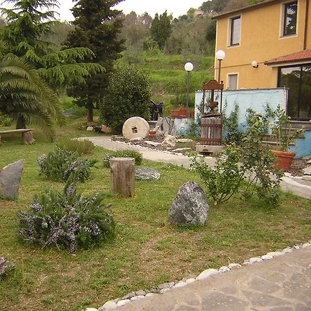 Oda ve Kahvaltı Il Giardino Degli Angeli Framura