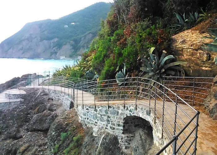 Il Giardino Degli Angeli Bed & Breakfast Framura